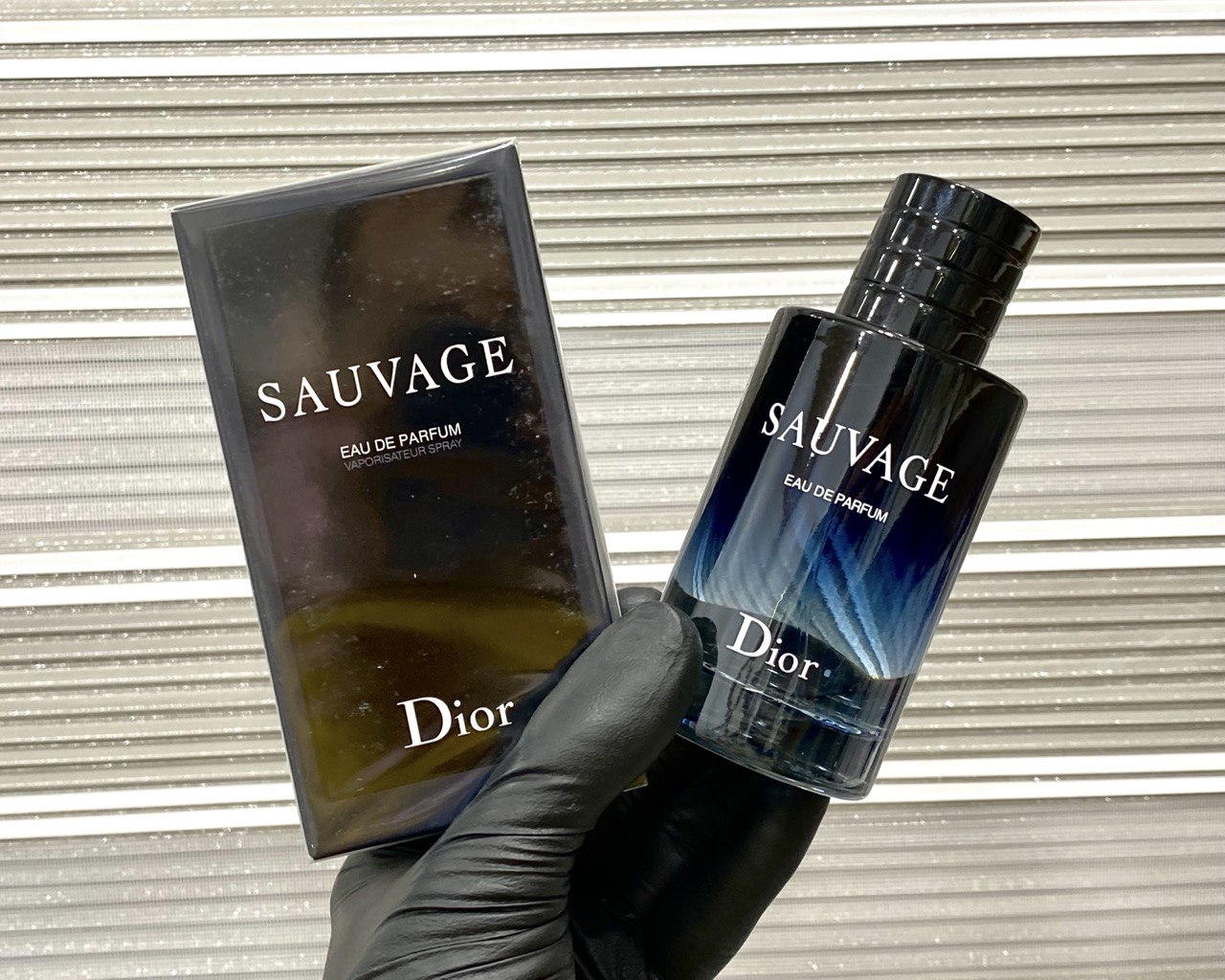ادکلن دیور ساواج ادو پرفیوم Dior Sauvage Eau de Parfum